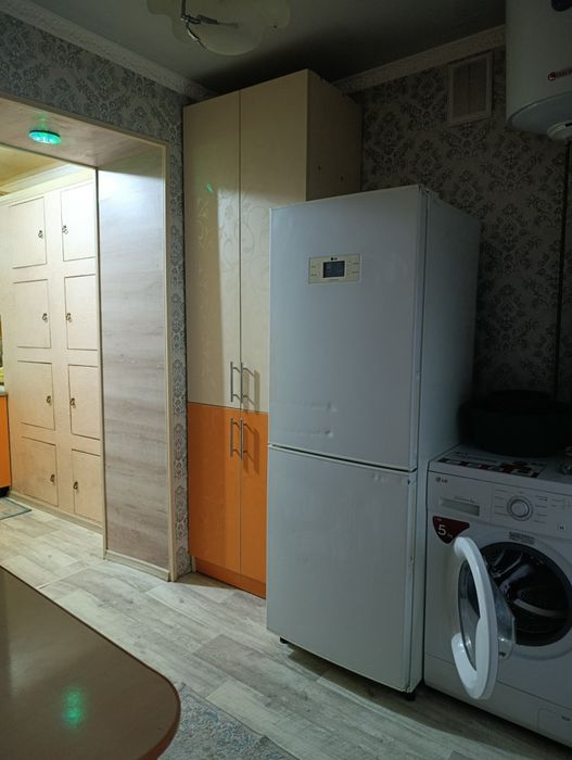 2з комнатная Месячна квартира