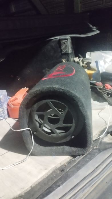 Сабвуфер , авто колонка