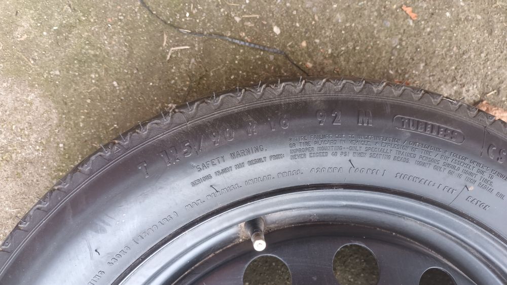 Roata de rezervă slim BMW