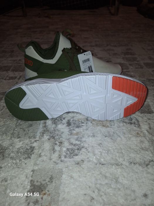 Adidasi Kappa noi cu eticheta 44