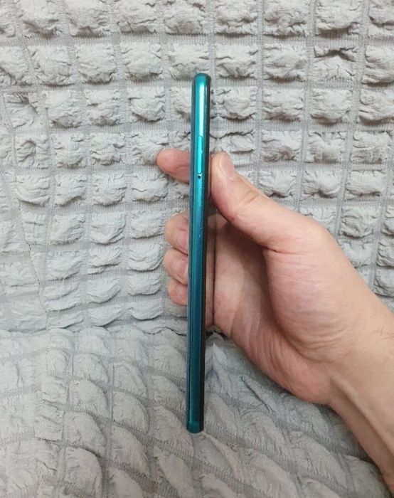 Srochna sotiladi Xiaomi Redmi Note 9 Pro 6/64Gb Orginal igravoy