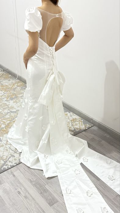 Свадебное белое платье