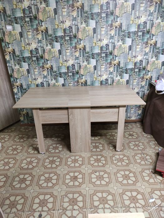 Стол книжки НОВЫЕ, Доставка