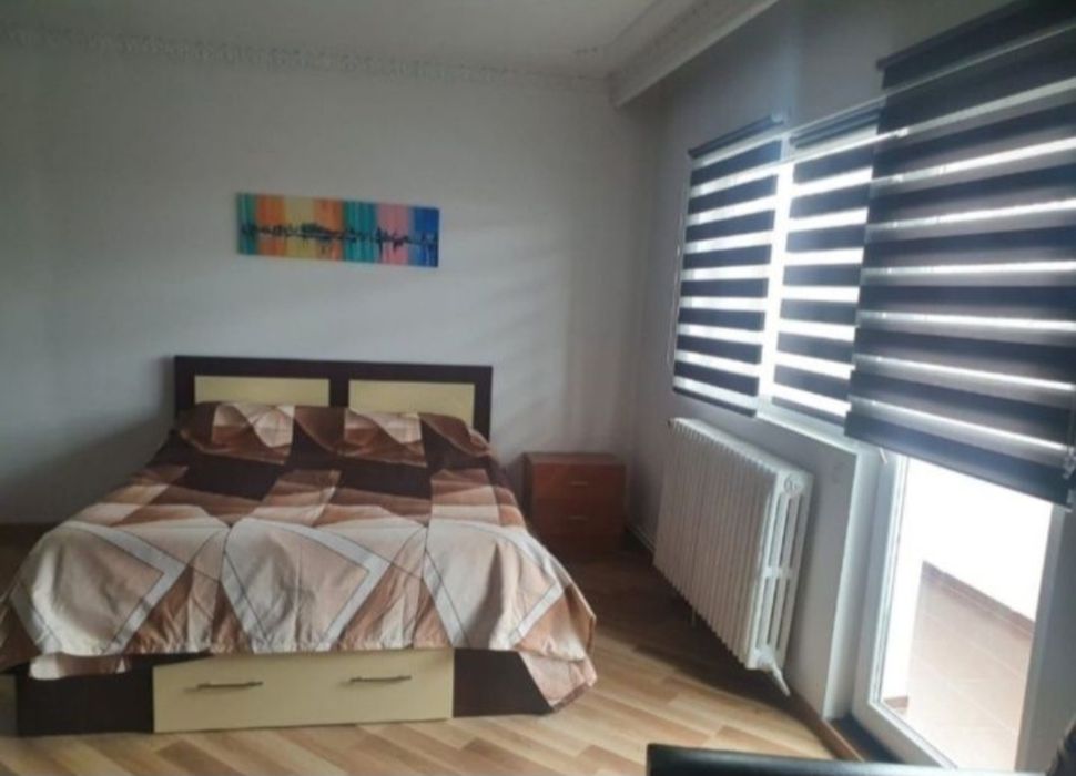 Ofer spre inchiriere apartament 2 camere zona centrală