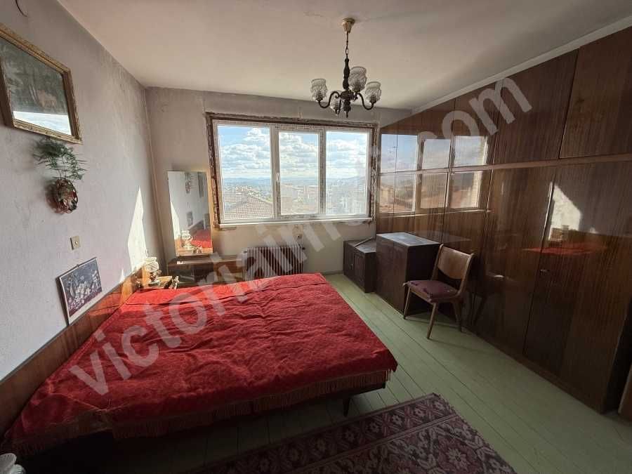 Продава се Четиристаен апартамент в Велико Търново, Център - 175 кв.м за 972 €/кв.м - Снимка #11