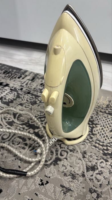 Утюг в хорошем состоянии