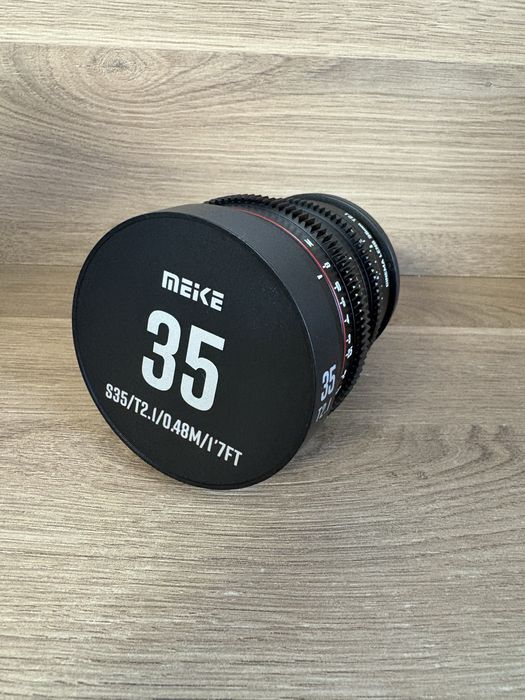 Obiectiv Cinematic Meike 35mm T2.1 S35 Prime, Montura PL - Nou!