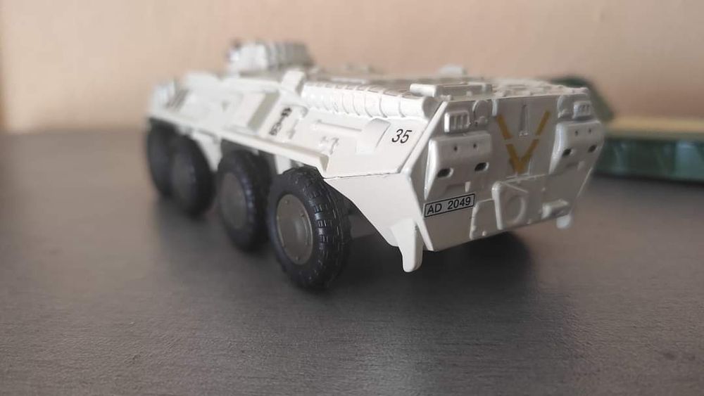 Метални модели 1:50