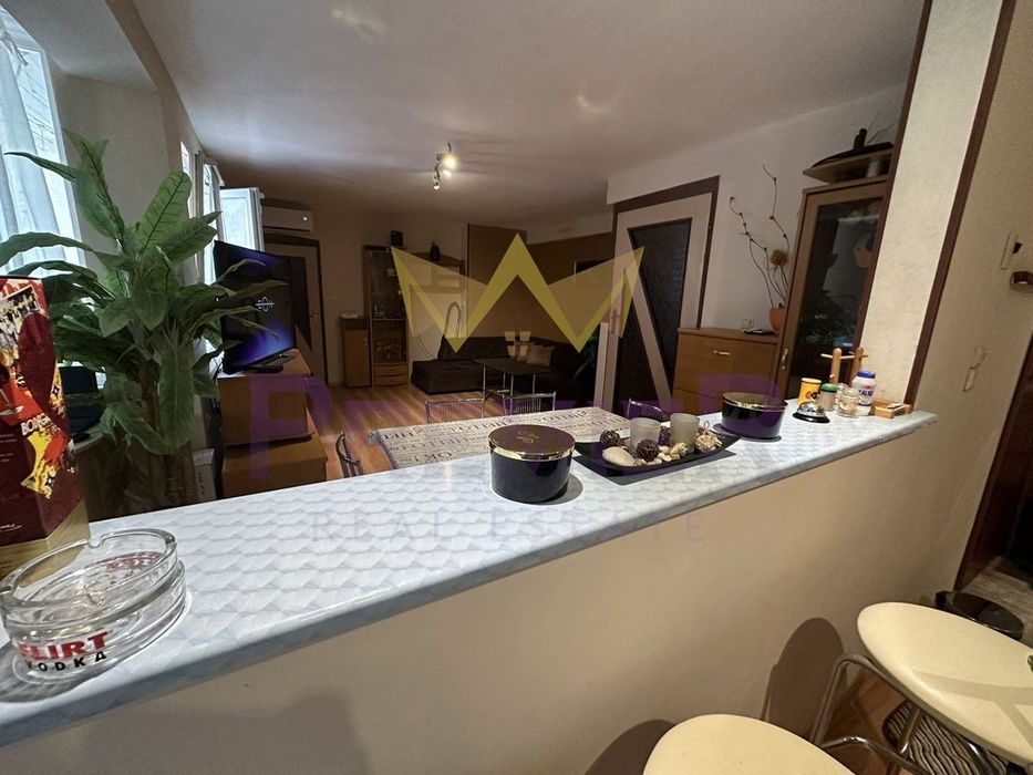 Дава се под наем Мезонет в Варна, Спортна зала - 112 кв.м за 747.66 € - Снимка #3