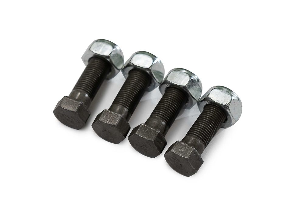 Болт карданный  комплект Газель