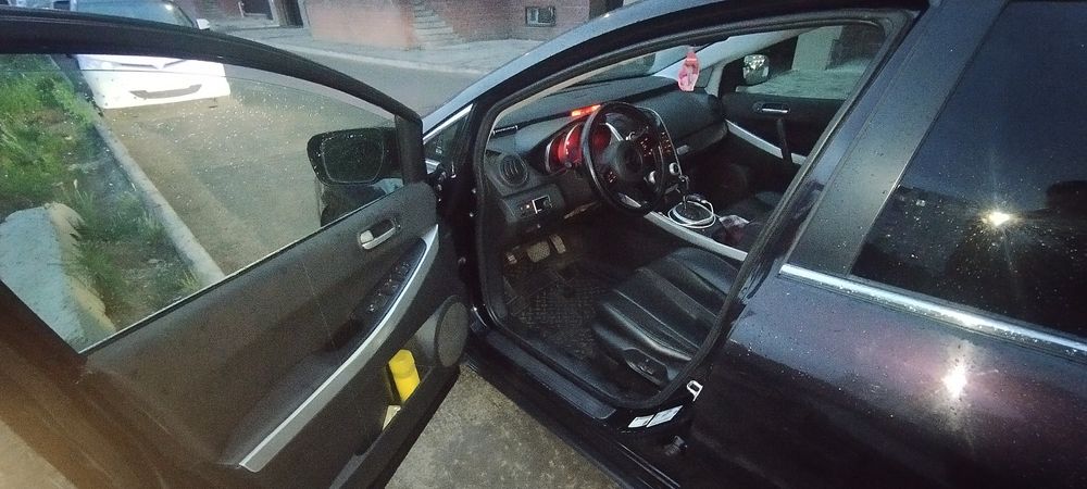 Продам Мазда сх7 2007г.в 2.3 турбо