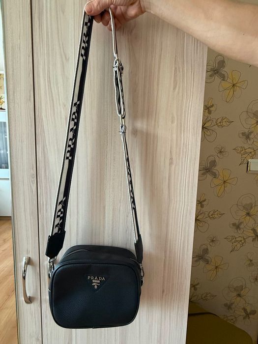 Prada Дамска чанта
