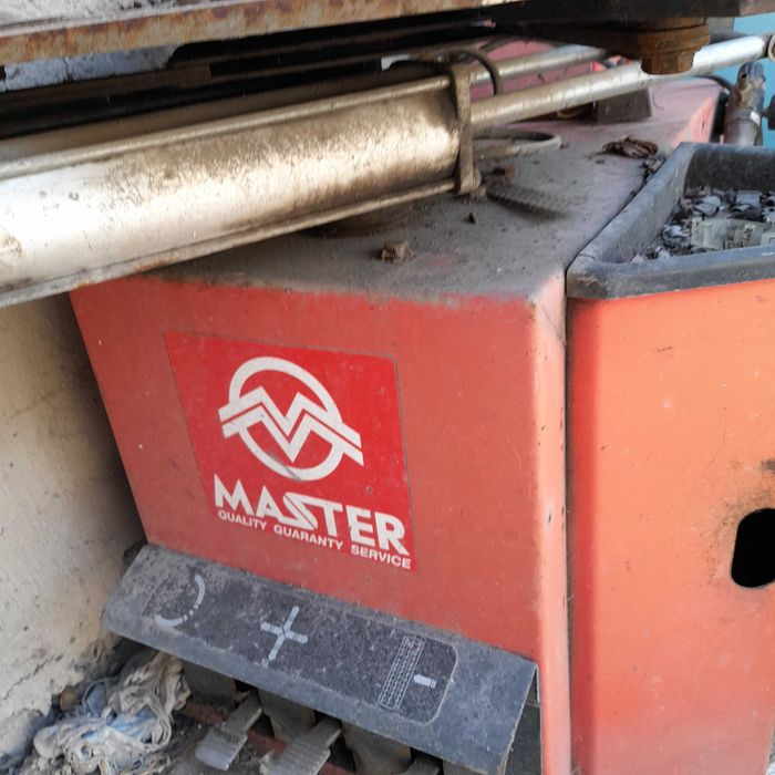 продам приспосабление для раз бортовки колес