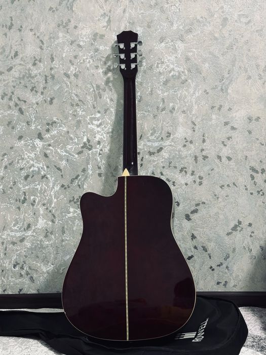 Продам гитару adagio