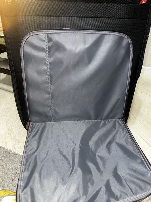 Чемодан WENGER SION, черный