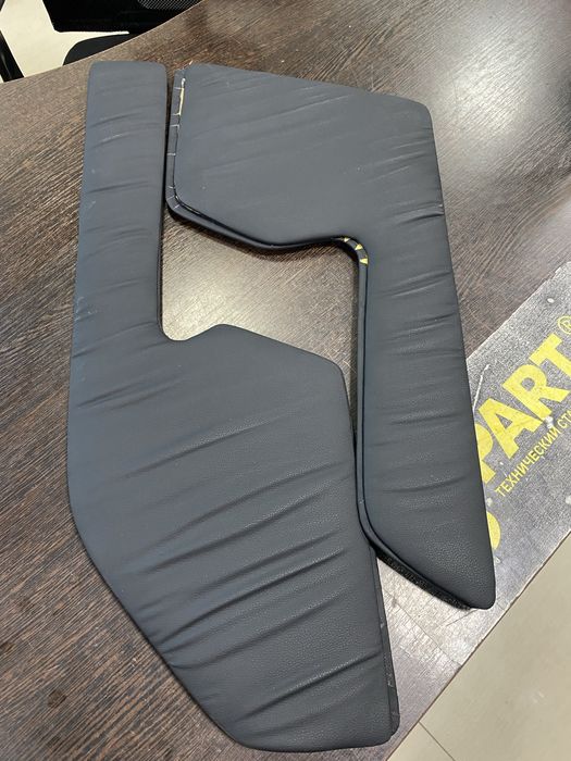 Кожанные вставки на дверные карты бмв Е34