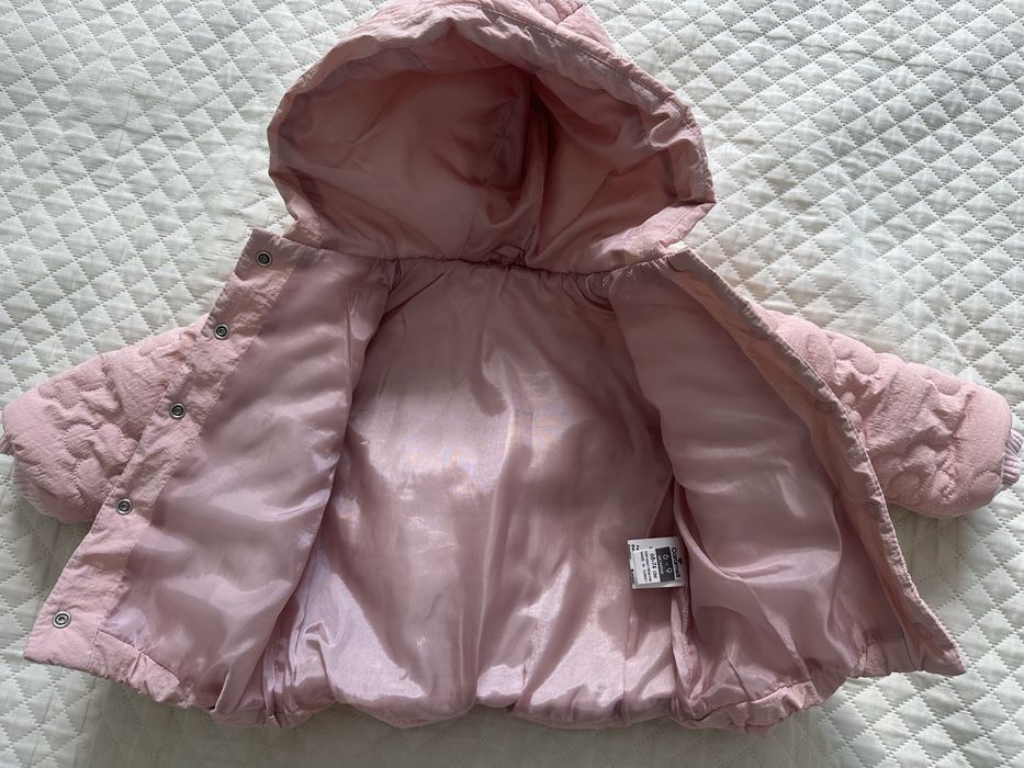Продам куртку весна на девочку рост 68