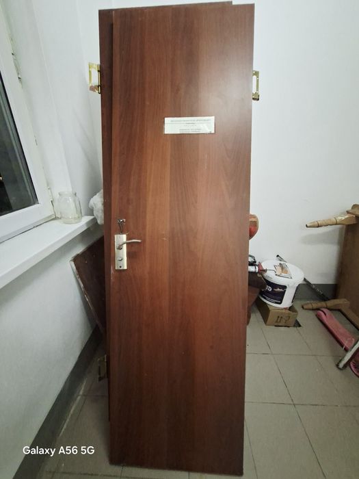 Ұсталған есіктер