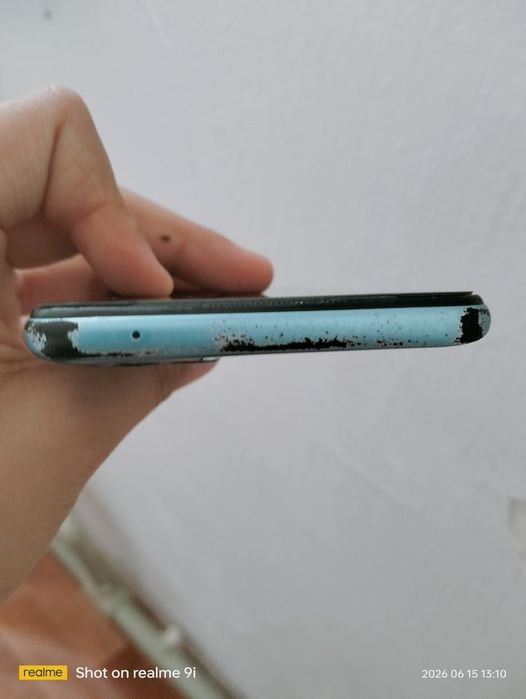 Срочно продам телефон Realmi 9i
