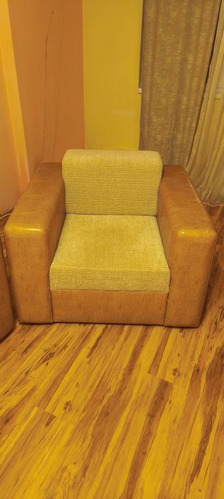 Продавам диван и фотьойл  луксозна мебел