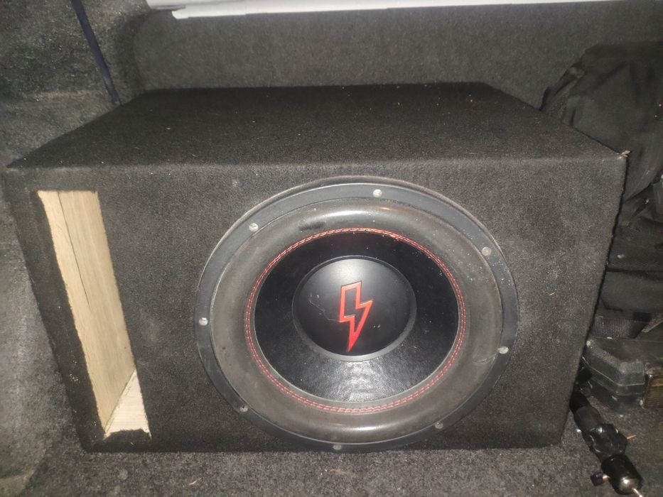 Продам сабвуфер Урал