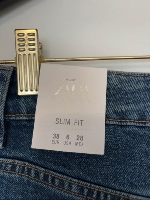 Blugi Zara Slim fit noi cu eticheta , marimea 38