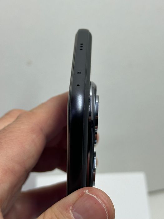 Продам Honor 400 Pro 512г