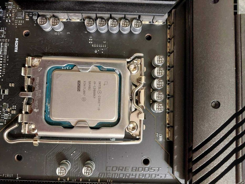 Intel Core i9 13900KF + MSI Z690 Tomahawk DDR4 Wi-fi