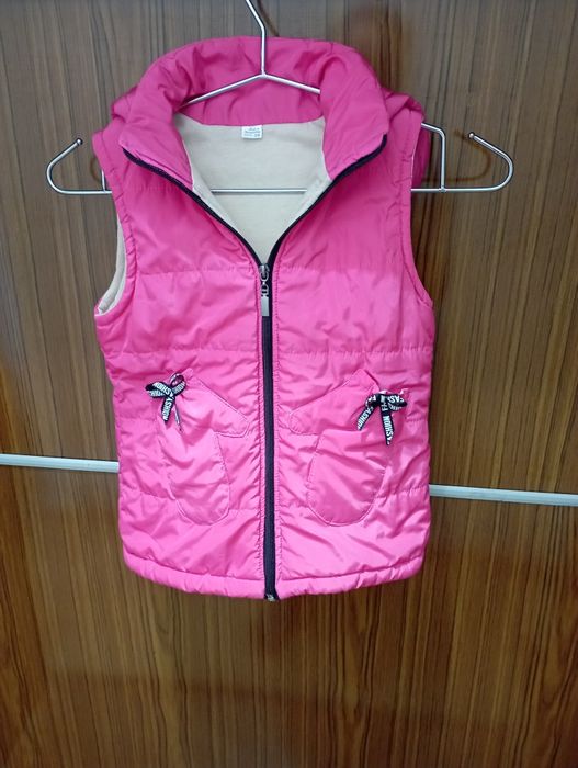 Безрукавка, куртка для девочки