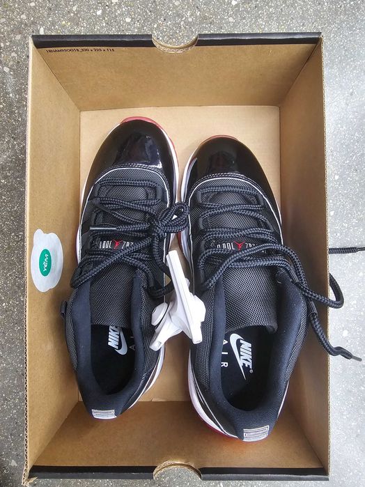 Nike Air Jordan 11 Retro Low, размер 41 - Чисто Нови, Оригинални (Black/Varsity Red-White)