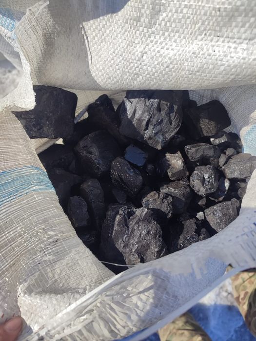 Уголь дрова в мешках