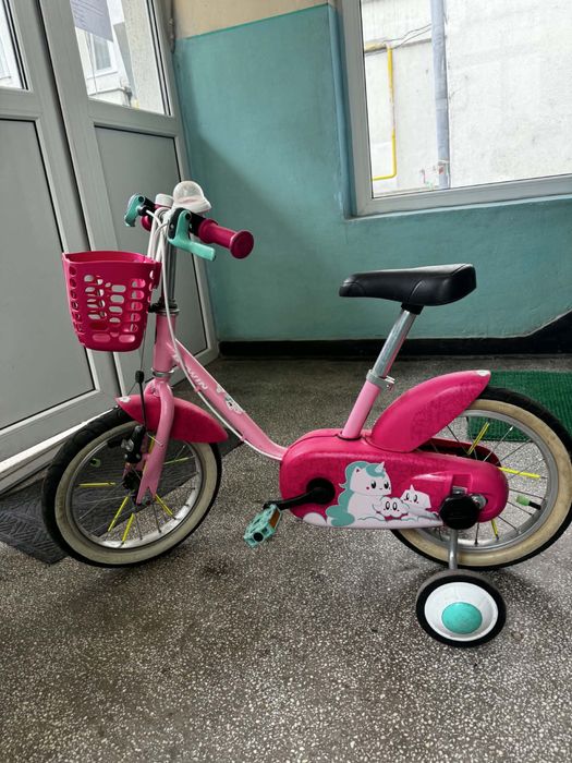 Vand bicicleta cu rotii ajutatoare