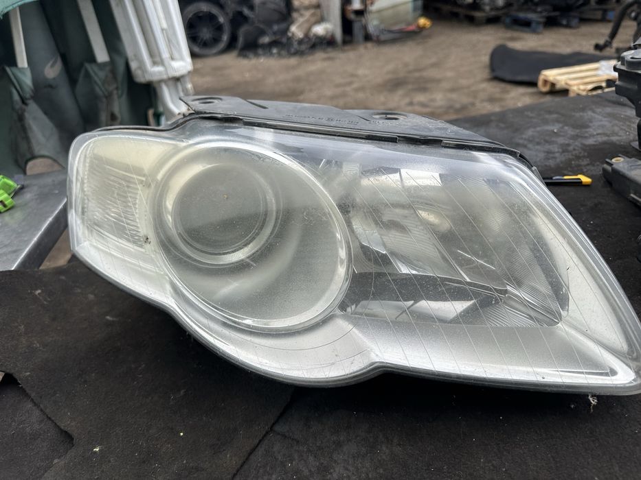 Ляв десен фар оригинален за фолксваген пасат 6 VOLKSWAGEN PASSAT 6 Vw