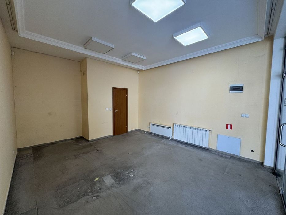 Магазин с бизнес локация с потенциал!