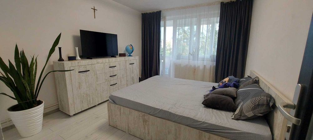 Apartament 4 camere, etaj 2 bulevardul Tudor Vladimirescu