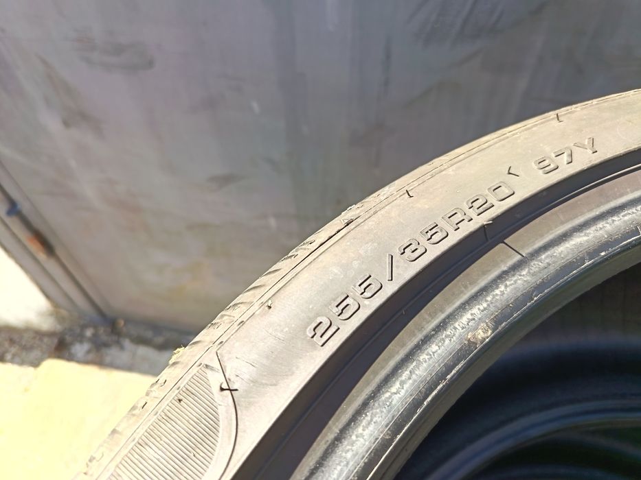 Anvelope vara 255 35 20 Sava 2022 5.7mm