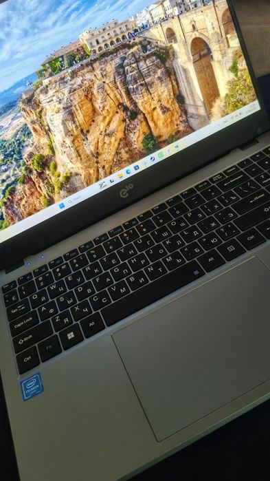 Ноутбук Acer e10