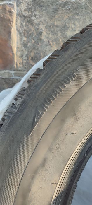 Зимние шины Bridgestone 265/60/18