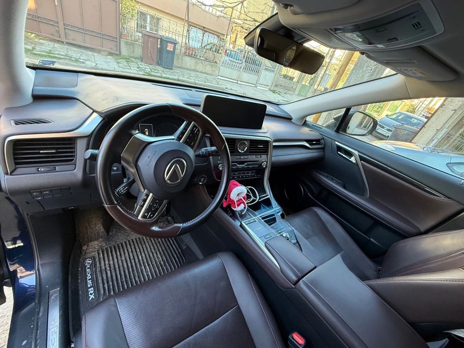 Продавам Lexus RX450hL