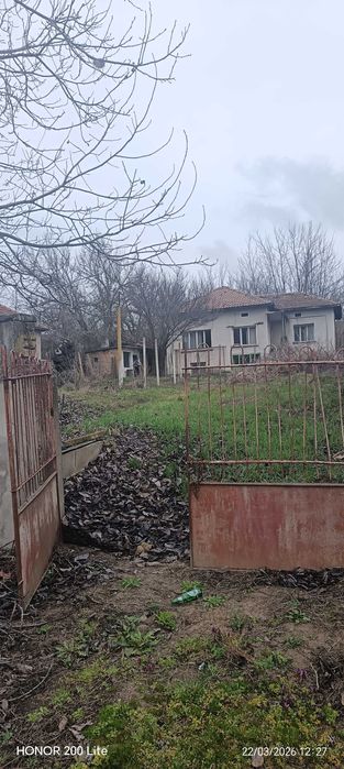 Продава се Къща в с. Ореховица, Област Плевен - 200 кв.м за 39 €/кв.м - Снимка #9