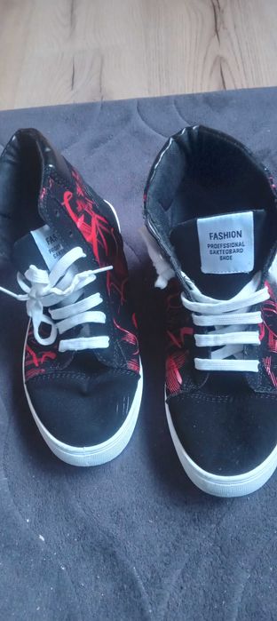 Мъжки кецове 43 номер