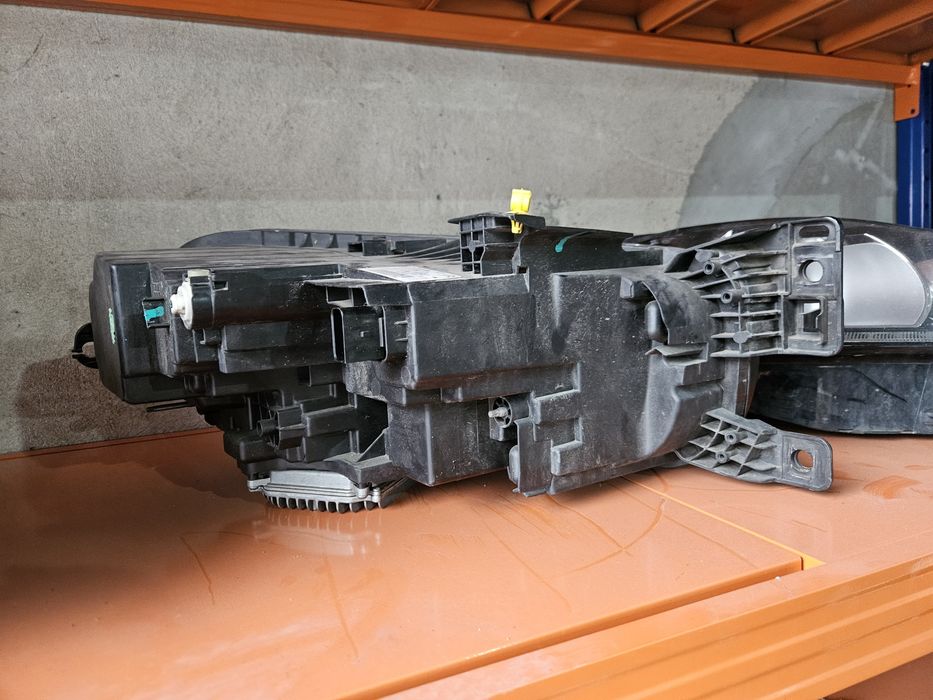 Ляв фар за Citroen C5 Aircross