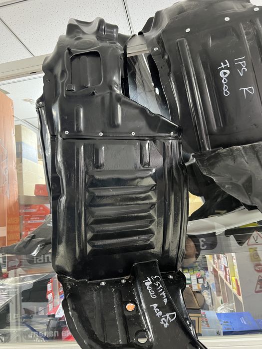 Подкрылок Ispum Alphard Sienna Estima