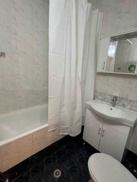 Дава се под наем Тристаен апартамент в София, Лозенец - 90 кв.м за 896.58 € - Снимка #6