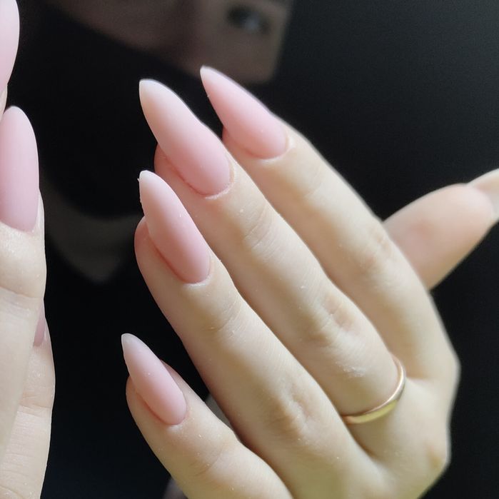 Мастер  маникюра