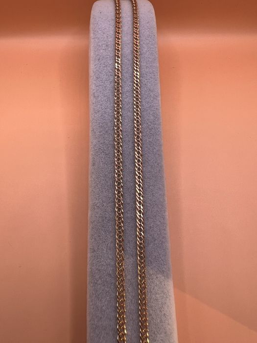 Продам золотую цепочку.