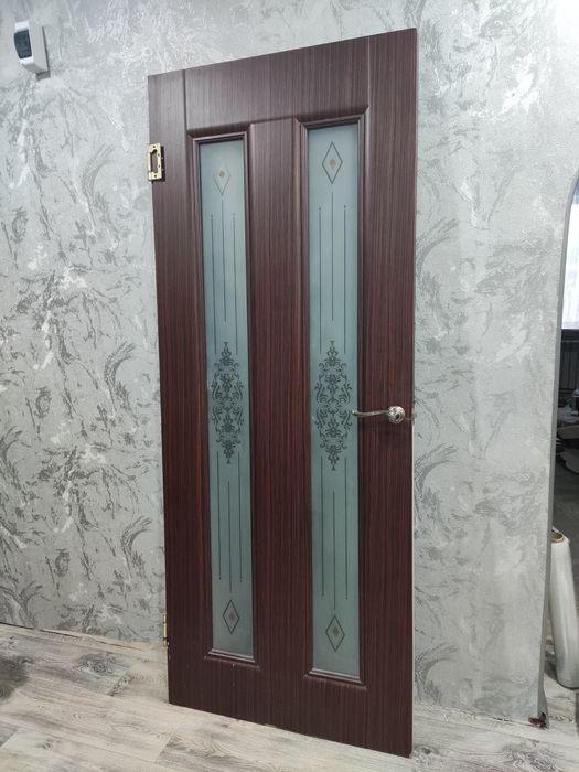 Дверь межкомнатная б.у