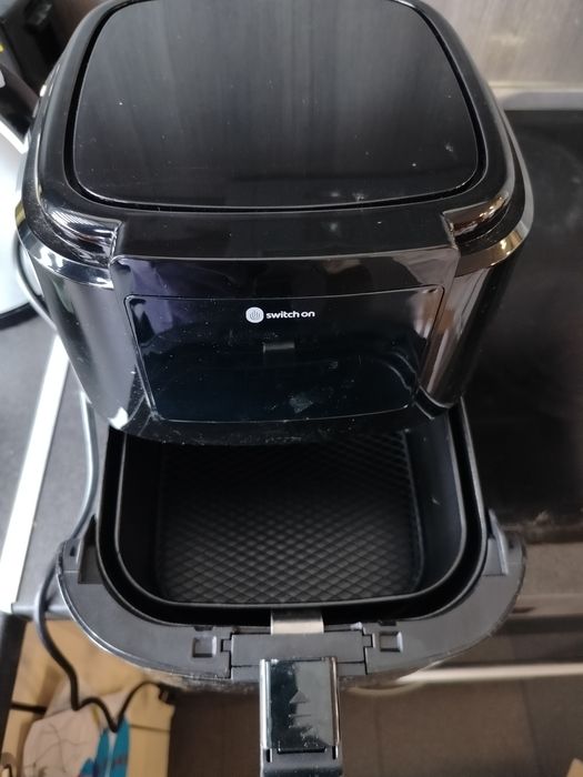 Еър фрайър - фритюрник с горещ въздух