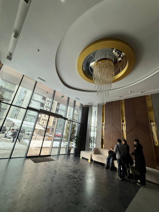 Сдаётся помещение под офис или ресторан в бизнес центре Zarafshon City