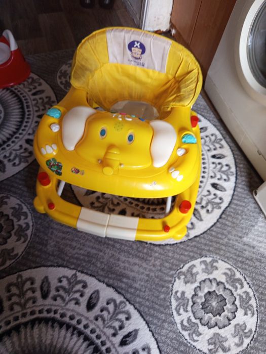 Ходунок срочно продам